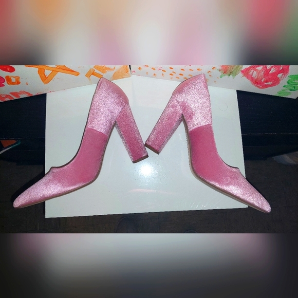 NOT JUST ANY PUMP Cotton Candy/Carnation Pink Sz 10 Block Heel Velveteen Velvet - Picture 4 of 9